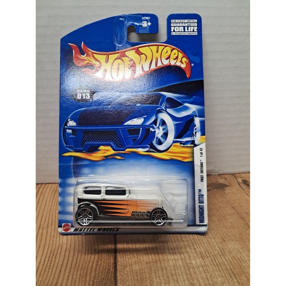 2002 Hot Wheels #13 First Edition 1/42 Midnight Otto White 1:64 Scale NIB 2002